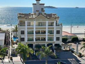 Golfinhos ApartHotel a beira-mar!!